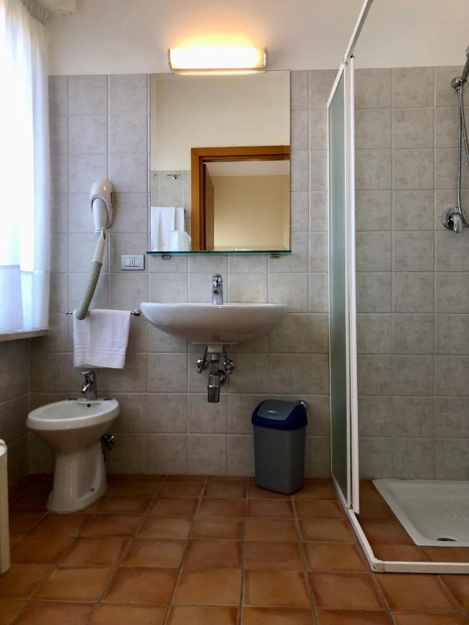 Hotel Di Rocco Loreto Aprutino Buitenkant foto